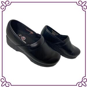 Skechers Work Slip Resistant Nurse Clogs Woman's Shoes Sz 7.5 NEW